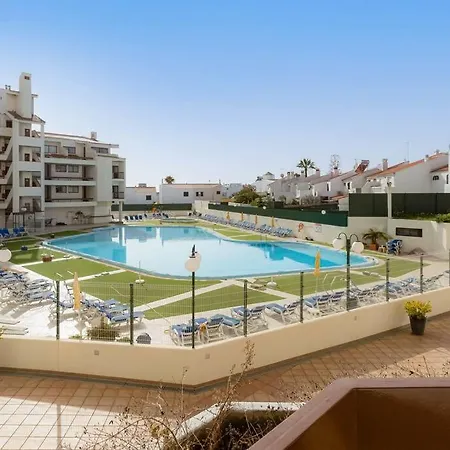 Magna - Com Ac, Renovado 4 Com Vista Piscina Em * Albufeira